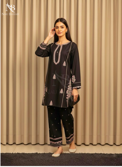 UG18 Embroidered Lawn 2 Piece Co-Ords Set