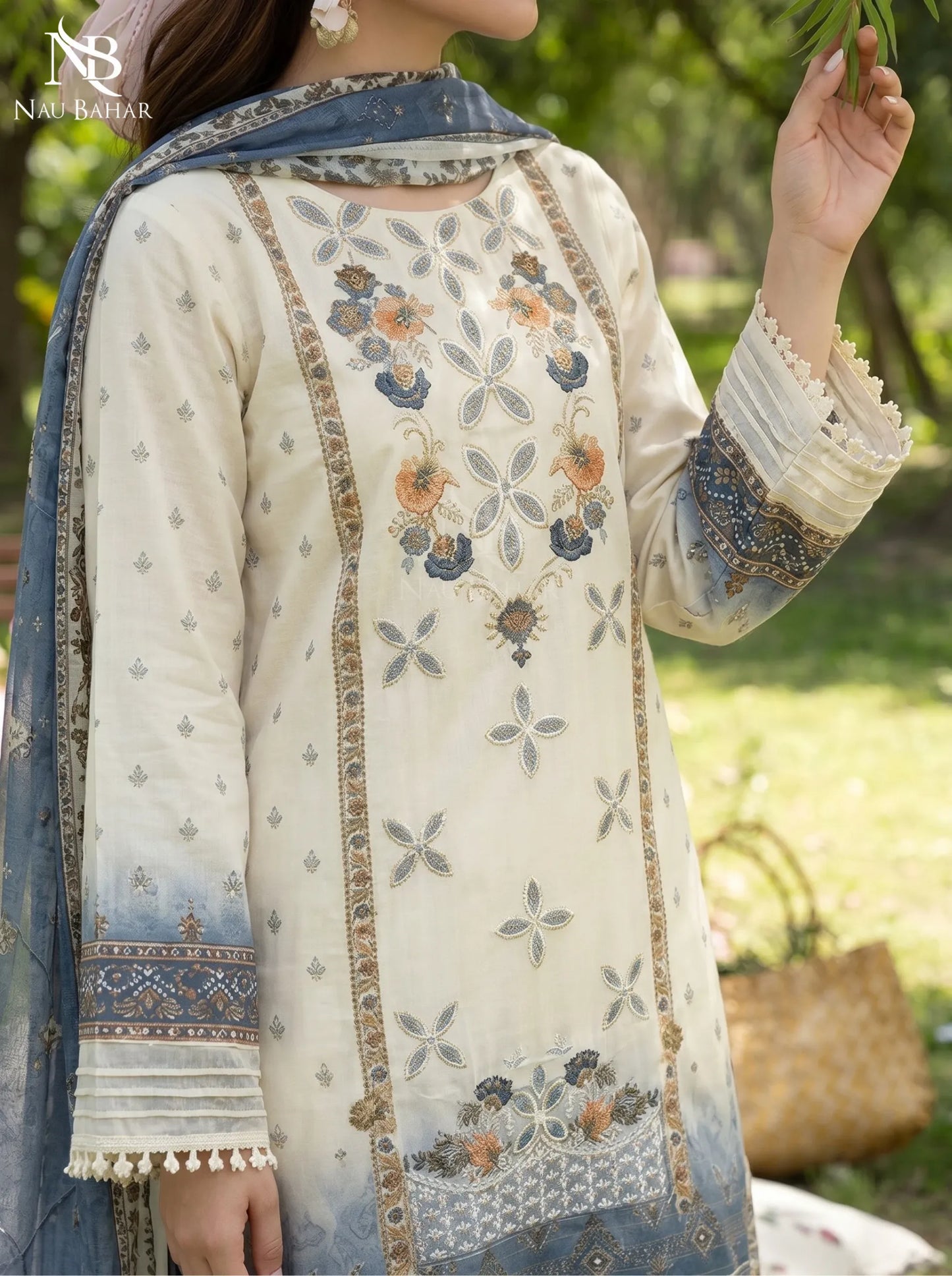 Off White - Embroidered Zari Lawn Stitched 3 Piece - NauBahar